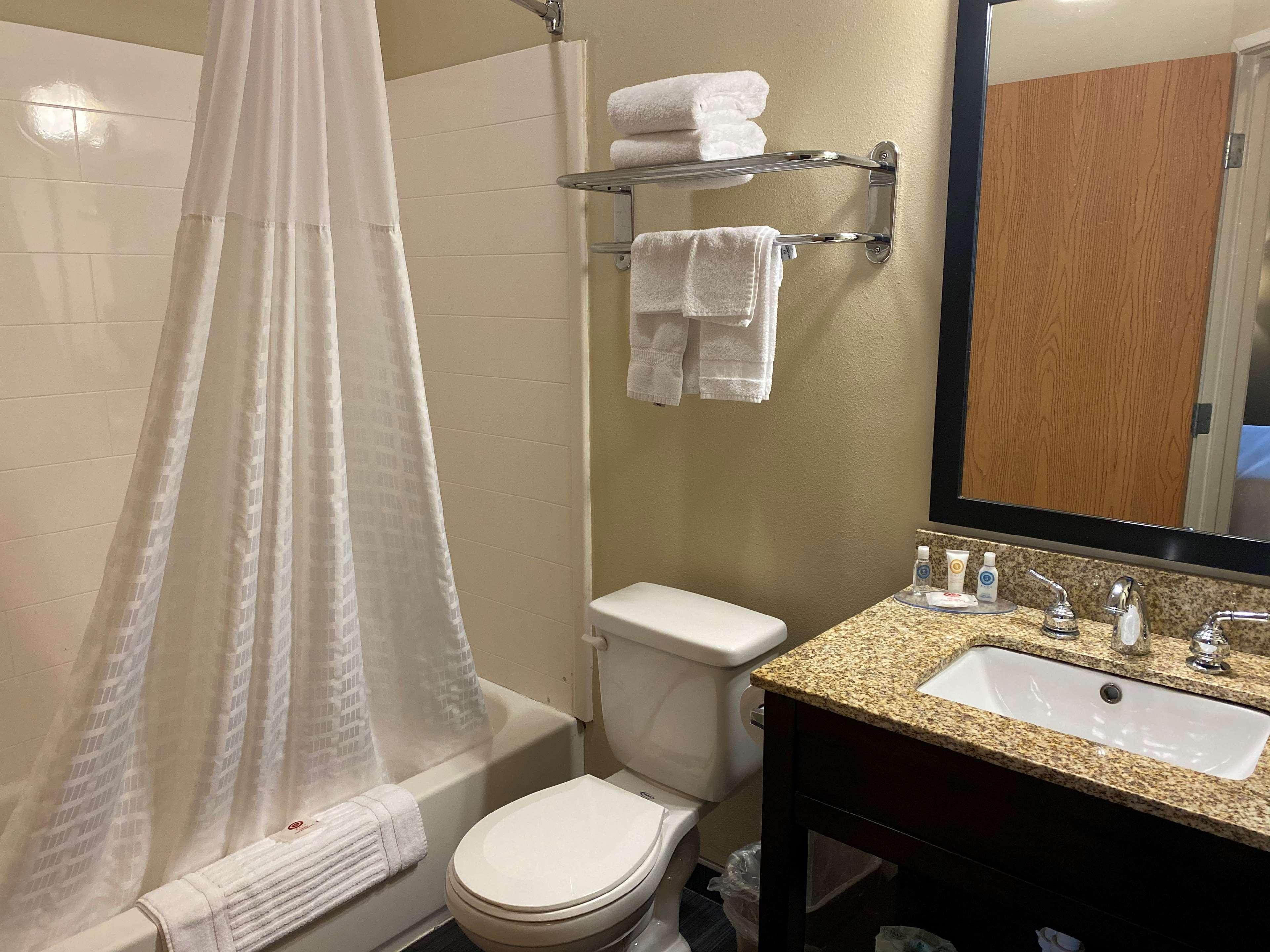 Surestay Plus By Best Western Jonestown Lebanon Valley Exterior photo