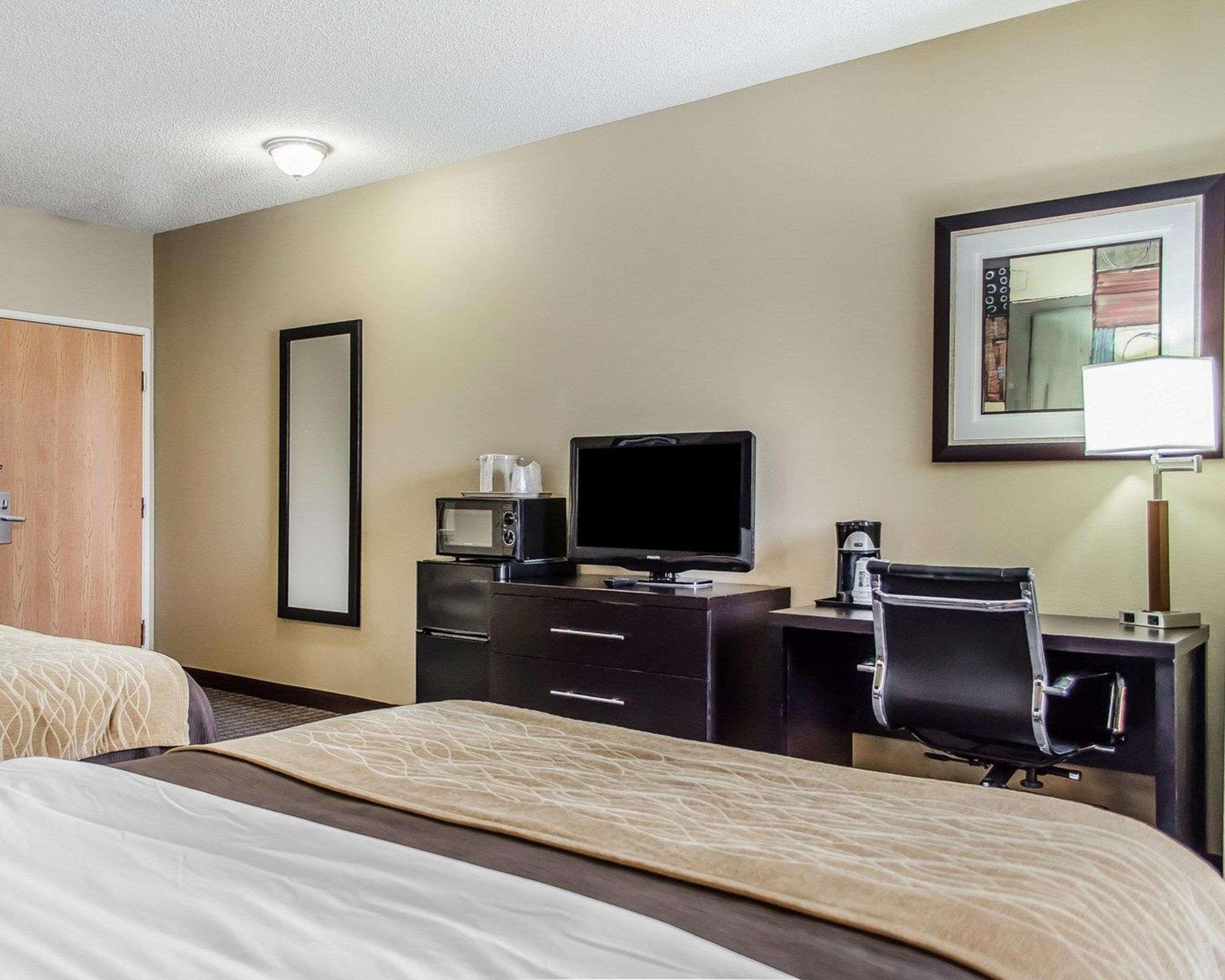 Surestay Plus By Best Western Jonestown Lebanon Valley Exterior photo