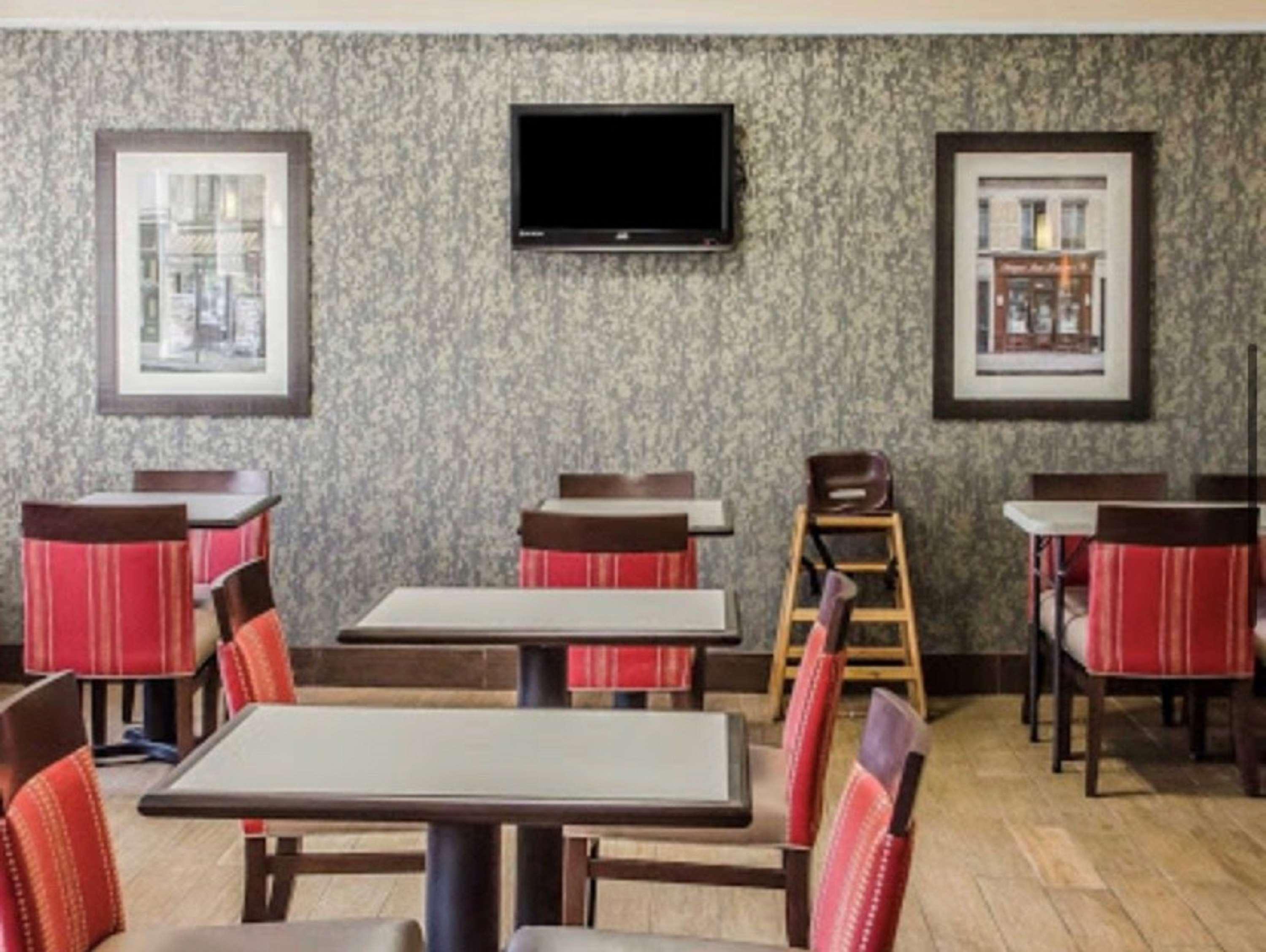 Surestay Plus By Best Western Jonestown Lebanon Valley Exterior photo