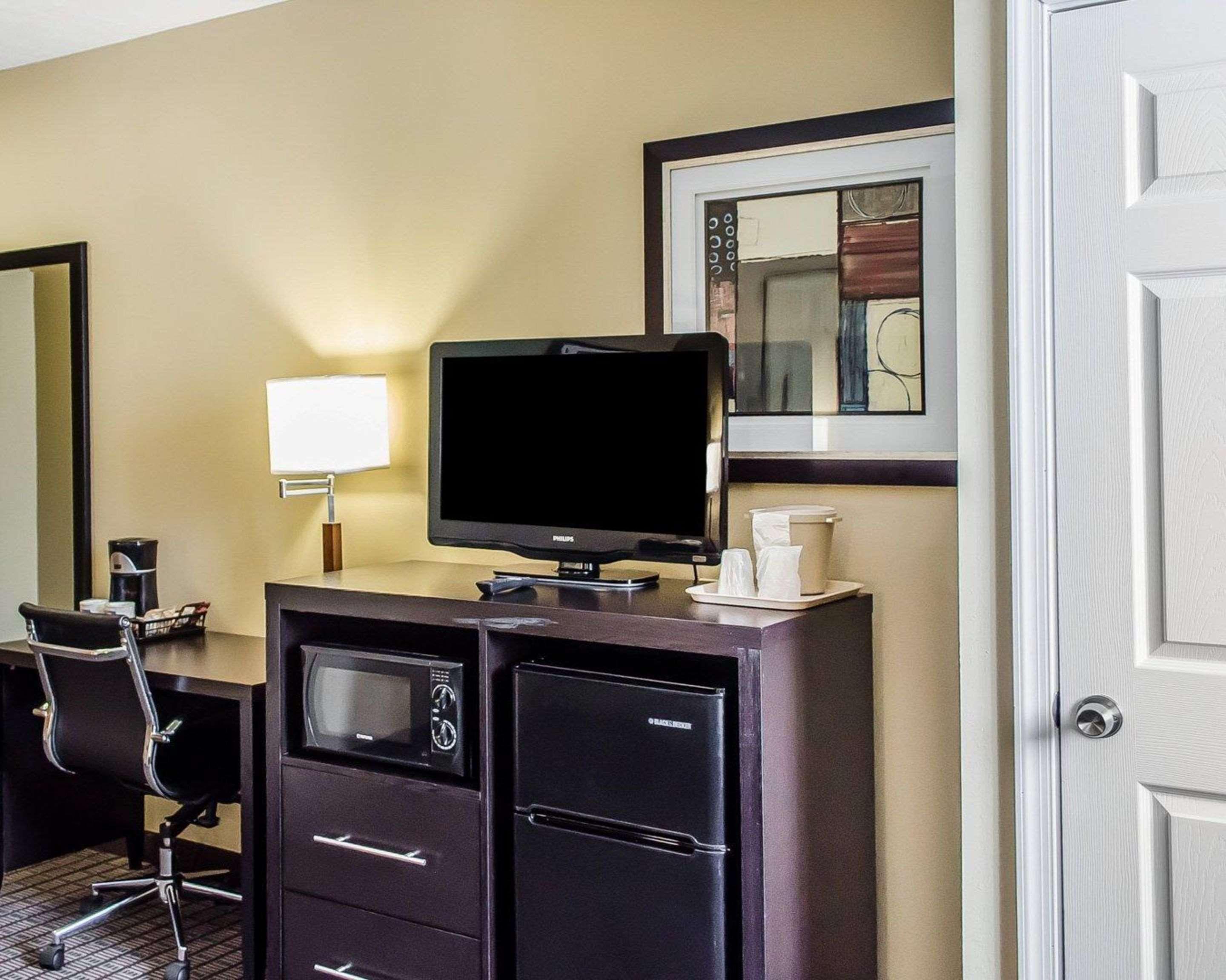 Surestay Plus By Best Western Jonestown Lebanon Valley Exterior photo
